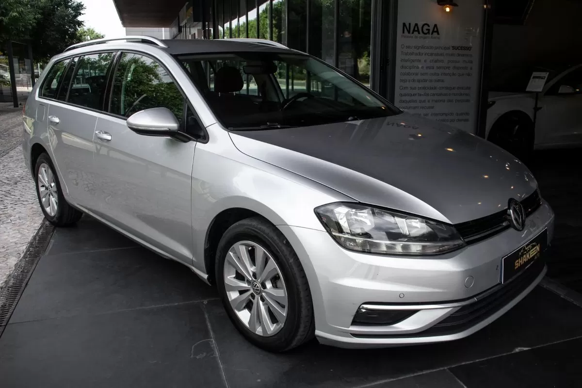 VW Golf Variant  1 6 Tdi Scr Comfortline - foto 6