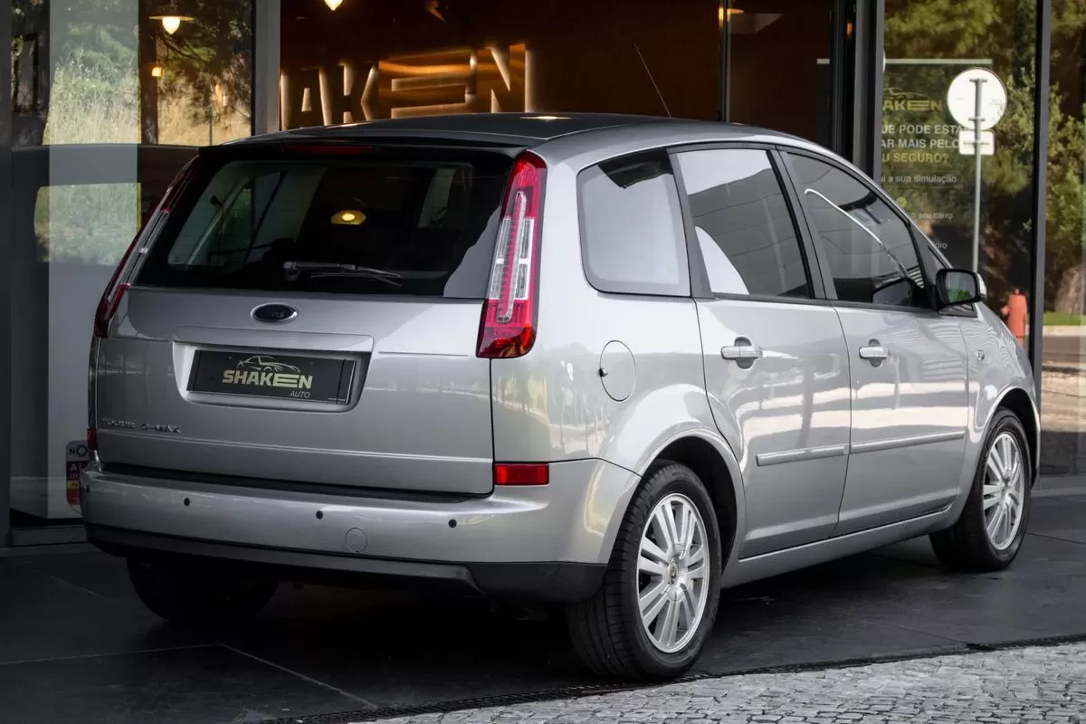 Ford Focus C-Max 1.6 TDCi Connection - foto 4