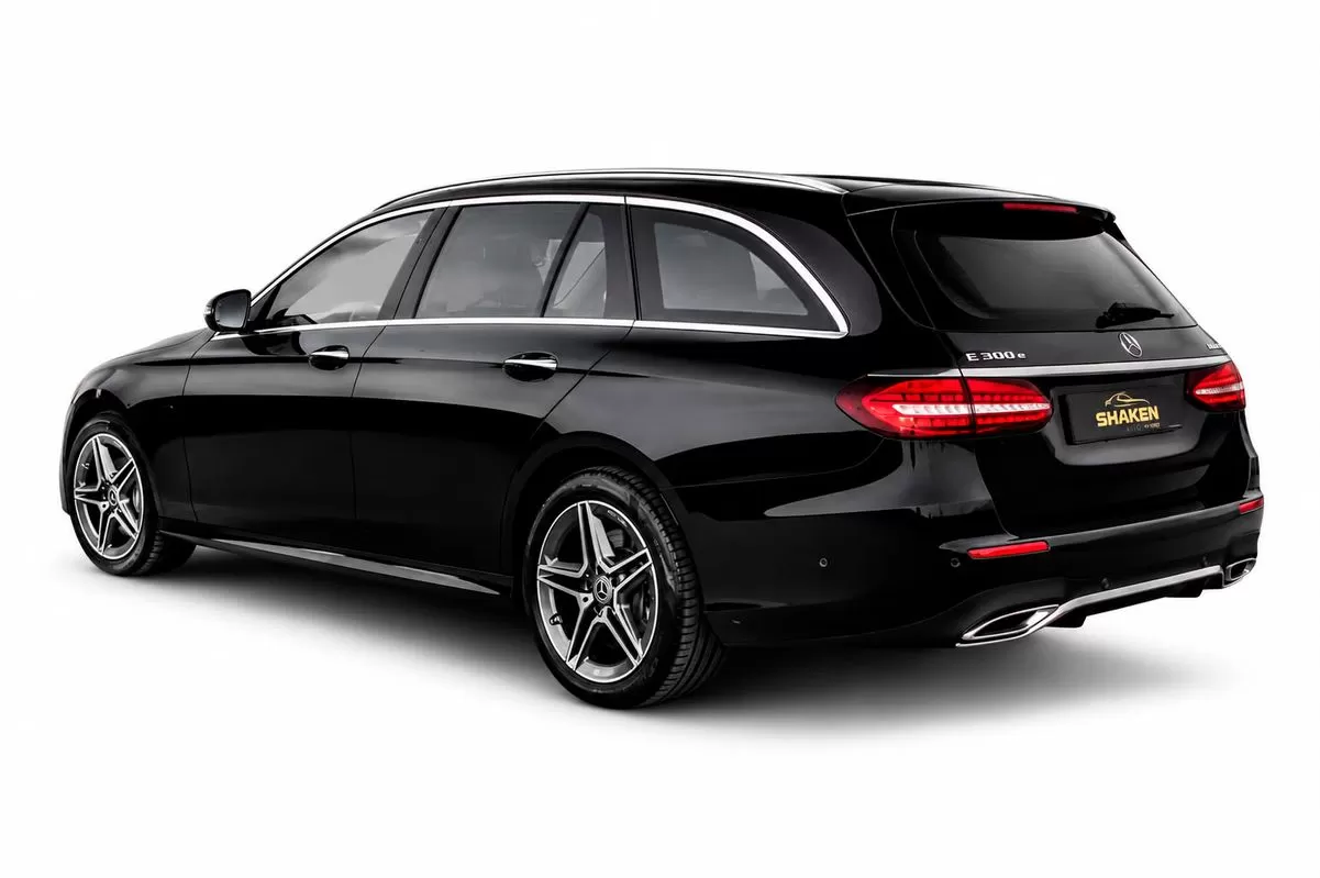 Mercedes-Benz E 300 e AMG Line - foto 3