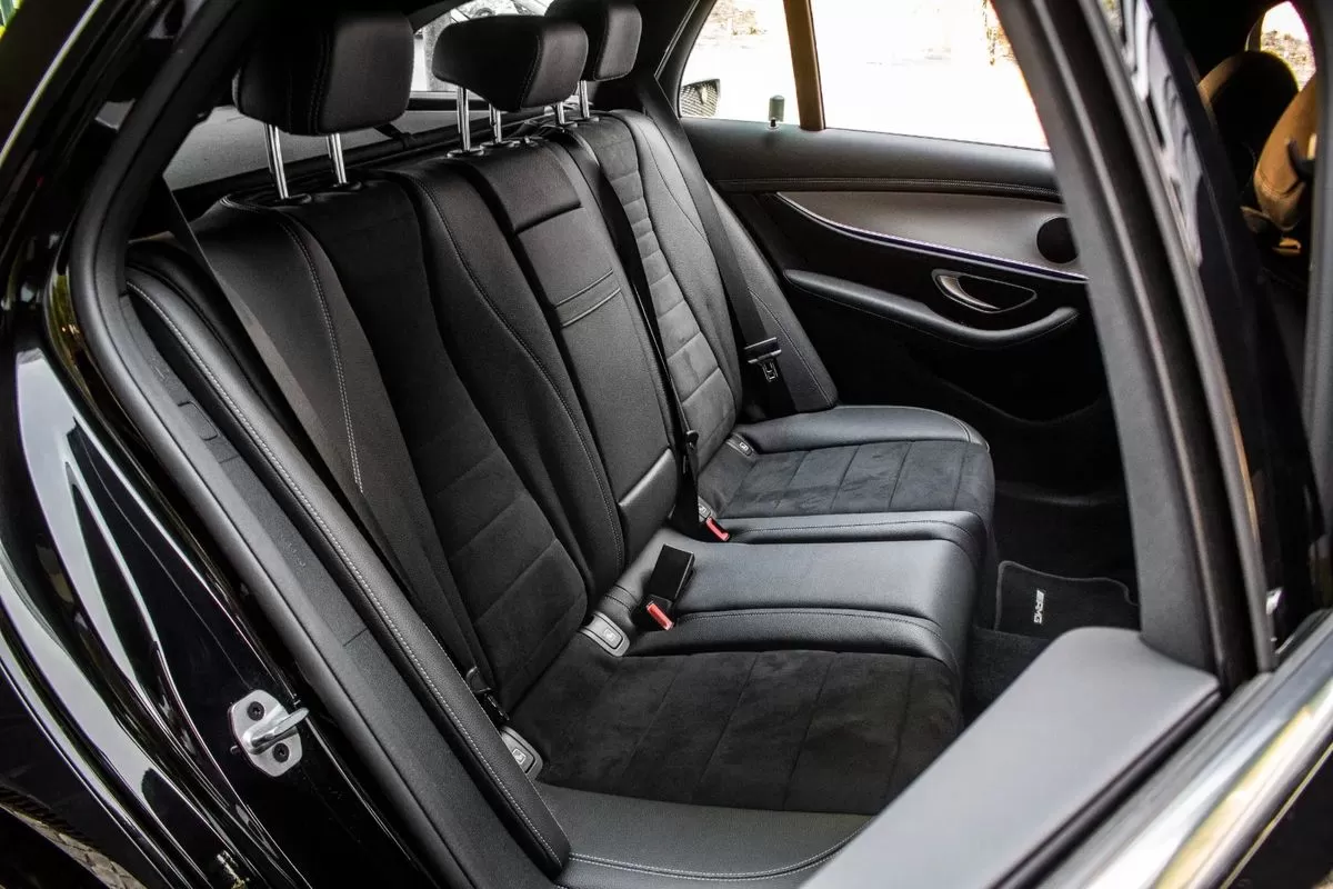 Mercedes-Benz E 300 e AMG Line - foto 6