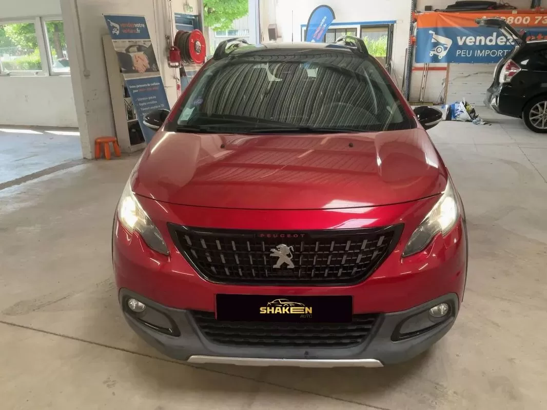 Peugeot 2008 1.2 PureTech GT Line EAT6 - foto 2