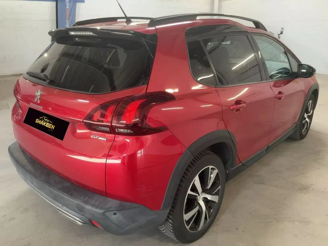 Peugeot 2008 1.2 PureTech GT Line EAT6 - foto 4