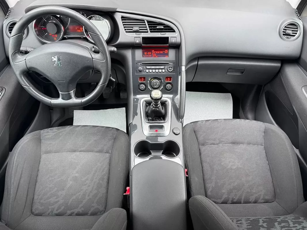 Peugeot 3008 1.6 HDi Style - foto 8