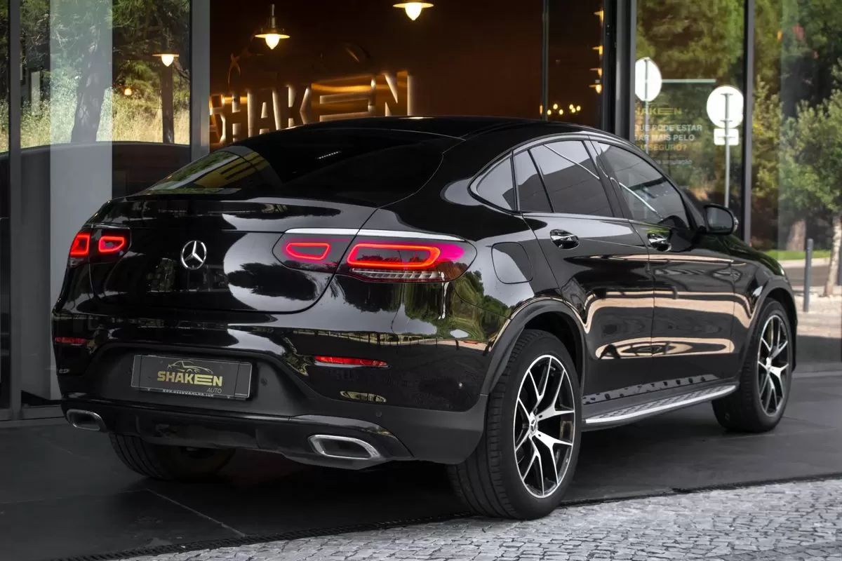 Mercedes-Benz GLC 300  D 4matic 9g  Tronic Amg Line - foto 4
