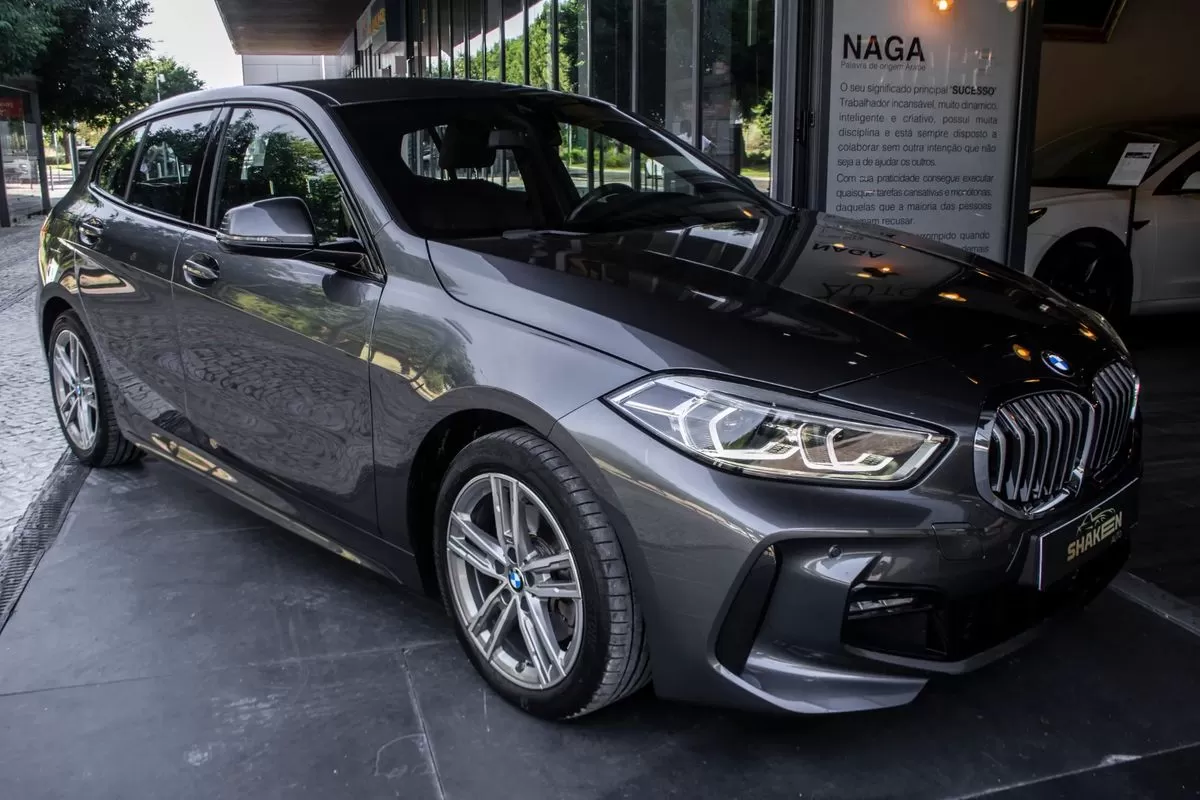 BMW 116 d Pack Desportivo M - foto 6