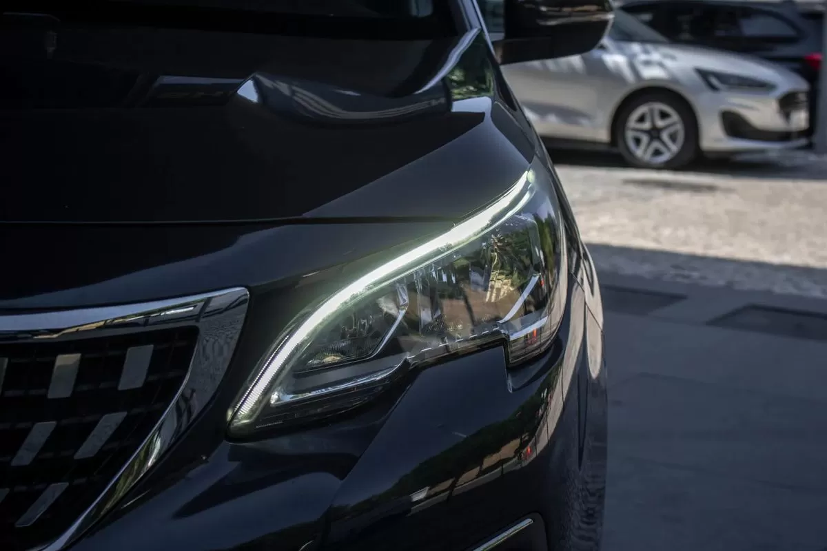 Peugeot 3008 1.5 BlueHDi Allure EAT8 - foto 8