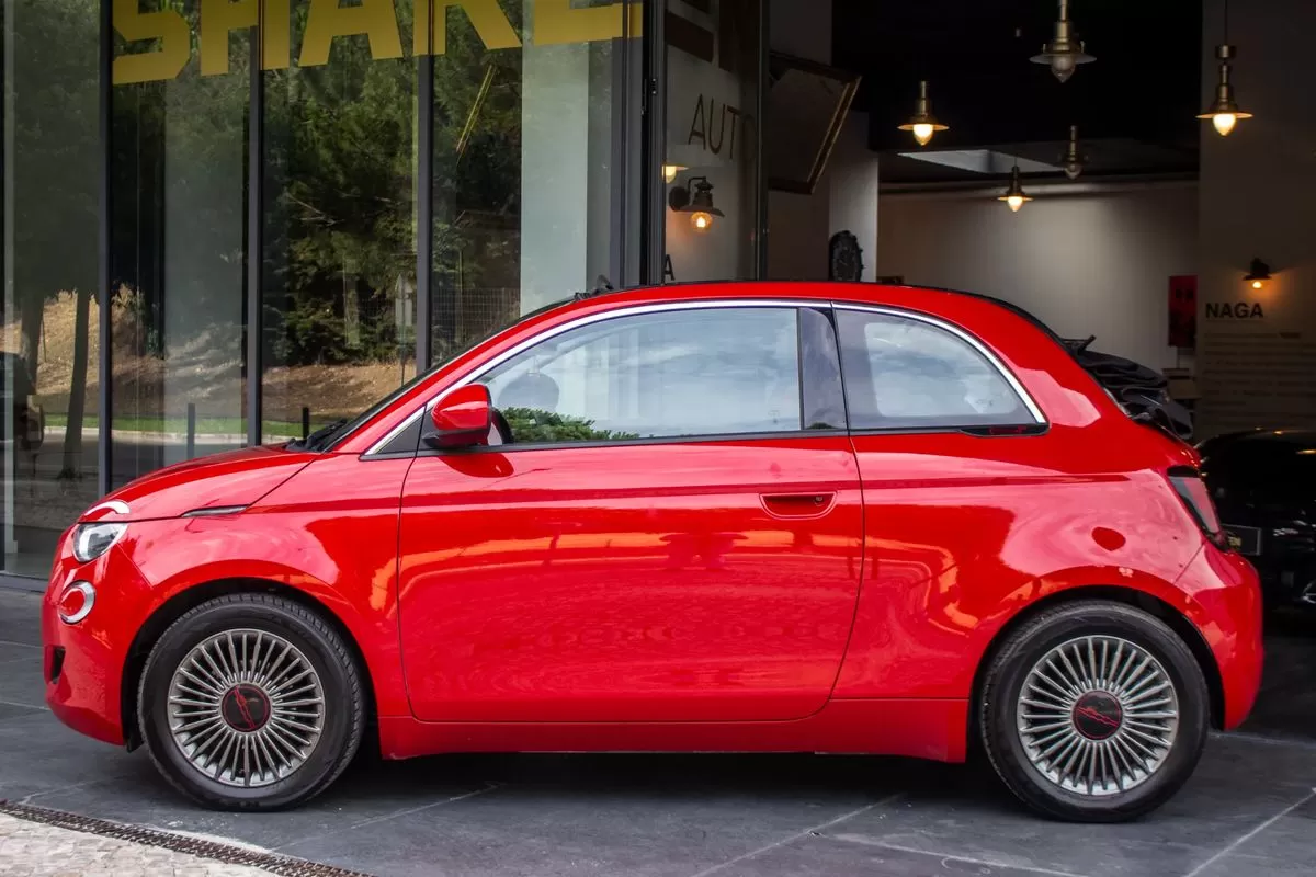 Fiat 500e C (RED) - foto 2