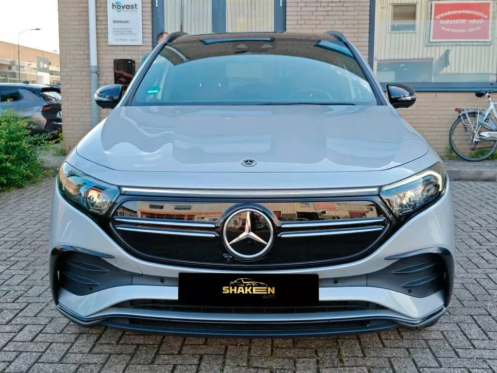 Mercedes-Benz EQA 250 AMG Line - foto 2