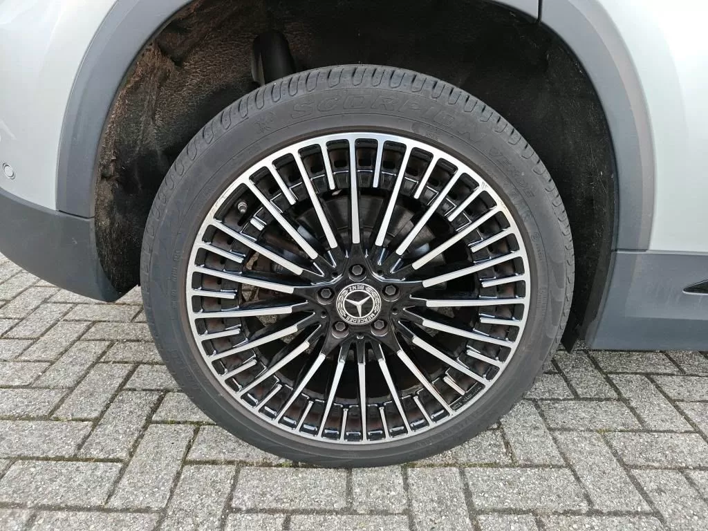 Mercedes-Benz EQA 250 AMG Line - foto 7