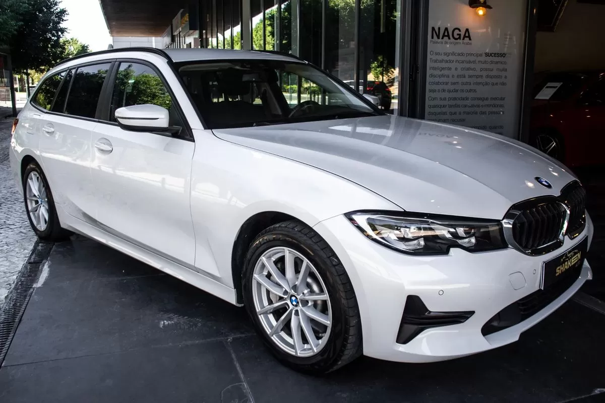BMW 330 e Line Luxury Auto - foto 6