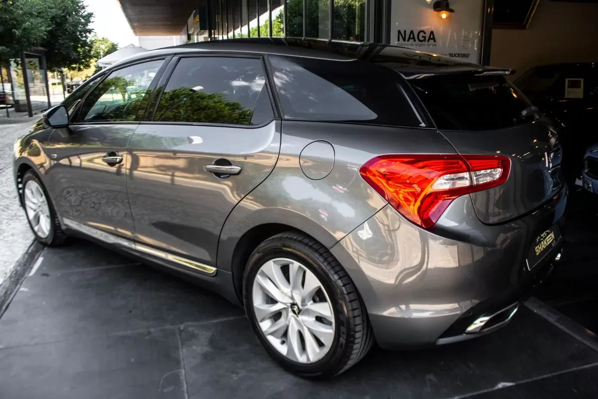 Citroën DS5 2.0 HDi Hy4 So Chic CMP6 102g - foto 3