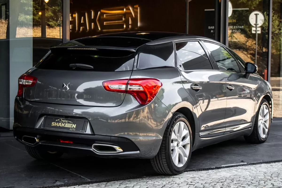 Citroën DS5 2.0 HDi Hy4 So Chic CMP6 102g - foto 4