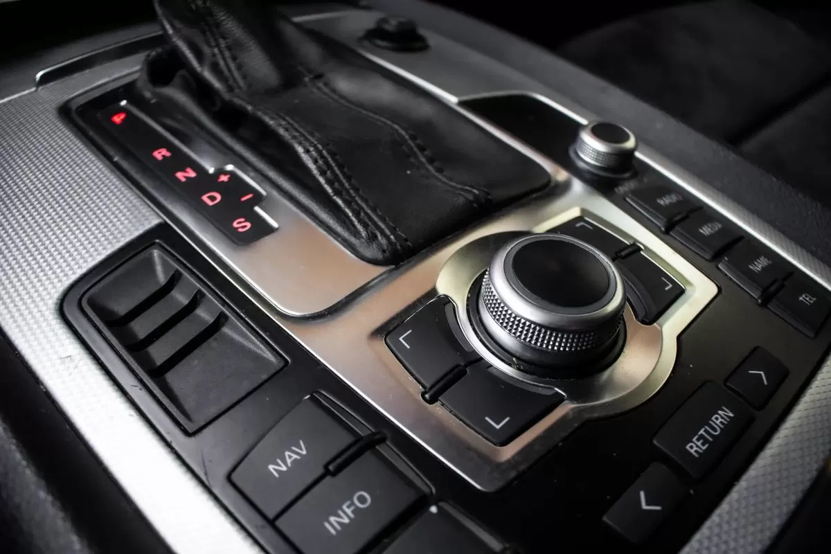 Audi Q7 3.0 TDI Tiptronic - foto 8