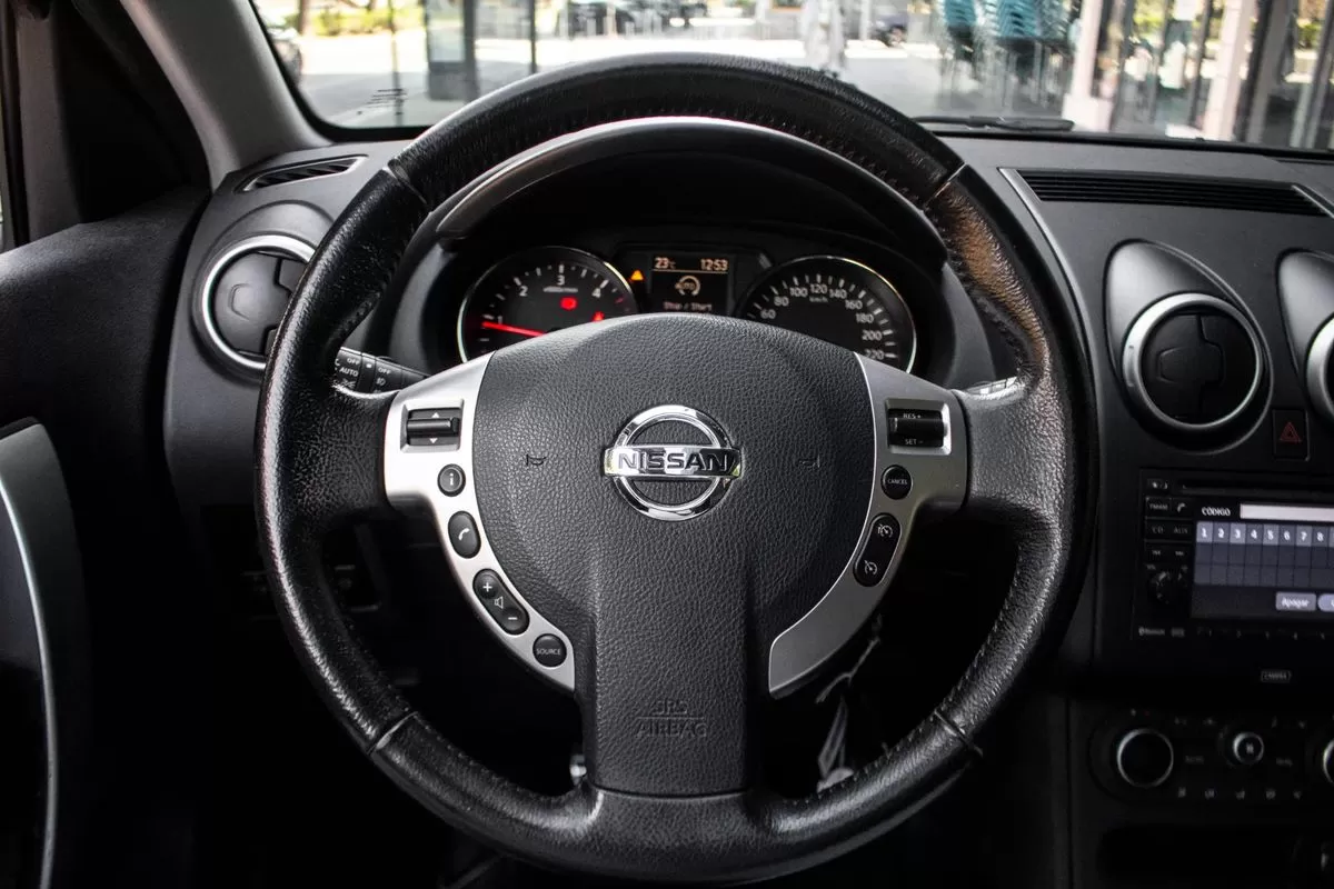 Nissan Qashqai 1.6 dCi N-Connecta - foto 2