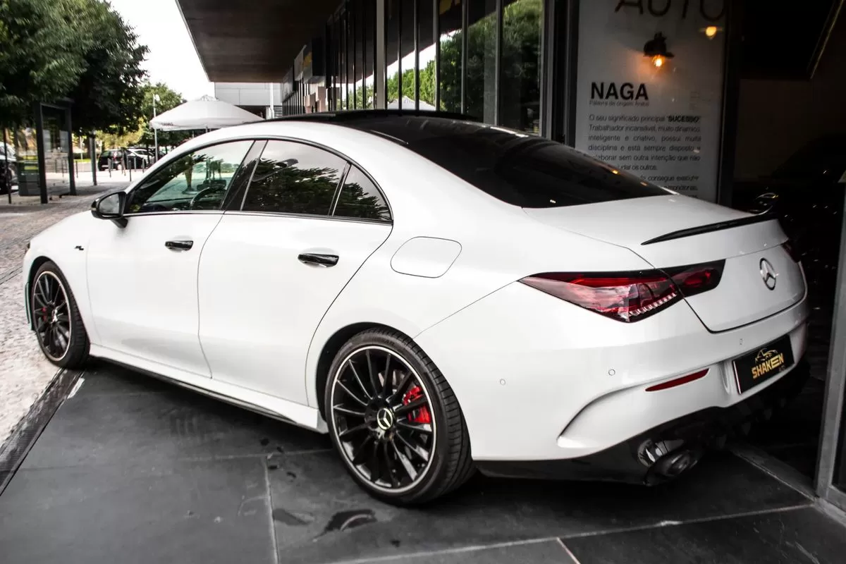 Mercedes-Benz CLA 35 AMG 4Matic - foto 3