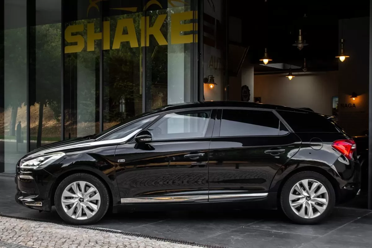 Citroën DS5 2.0 HDi Hy4 So Chic CMP6 102g - foto 2