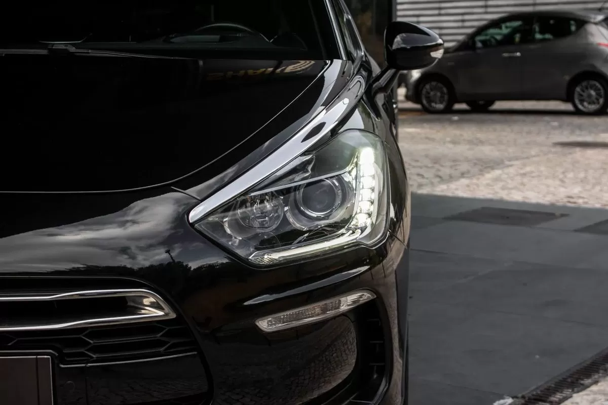 Citroën DS5 2.0 HDi Hy4 So Chic CMP6 102g - foto 8