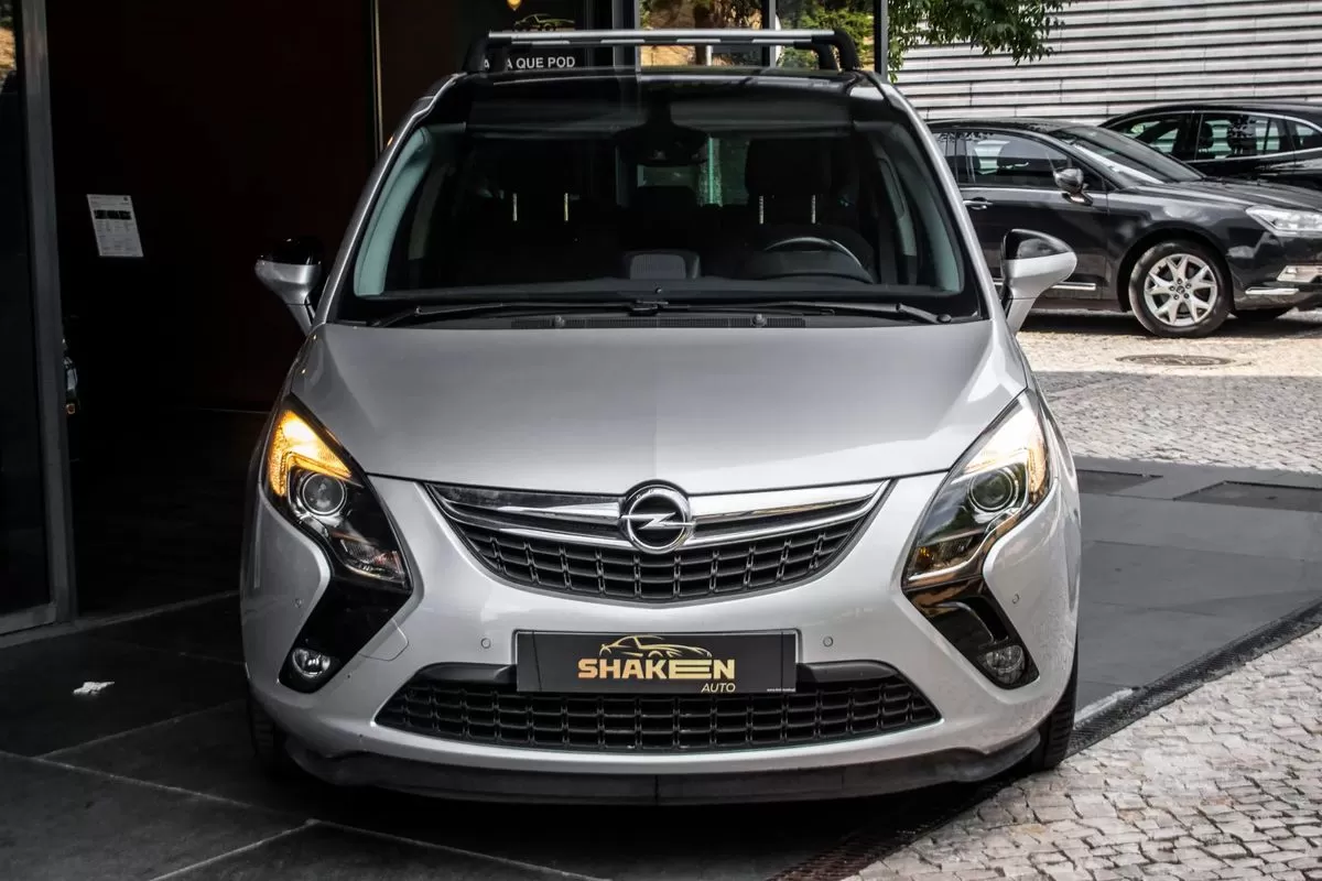 Opel Zafira 1.6 CDTi Cosmo - foto 2