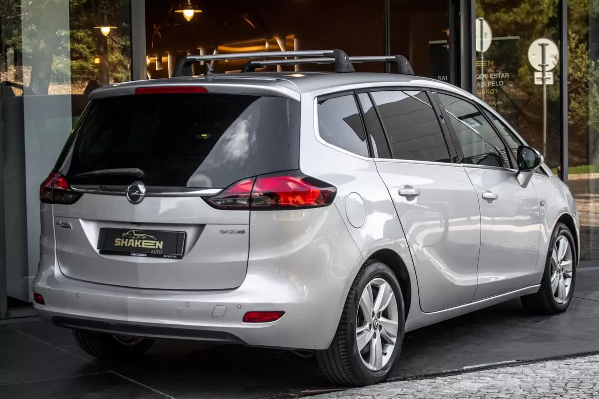 Opel Zafira 1.6 CDTi Cosmo - foto 5