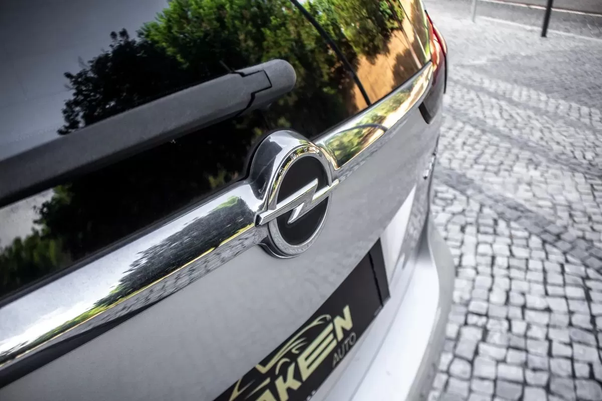 Opel Zafira 1.6 CDTi Cosmo - foto 8
