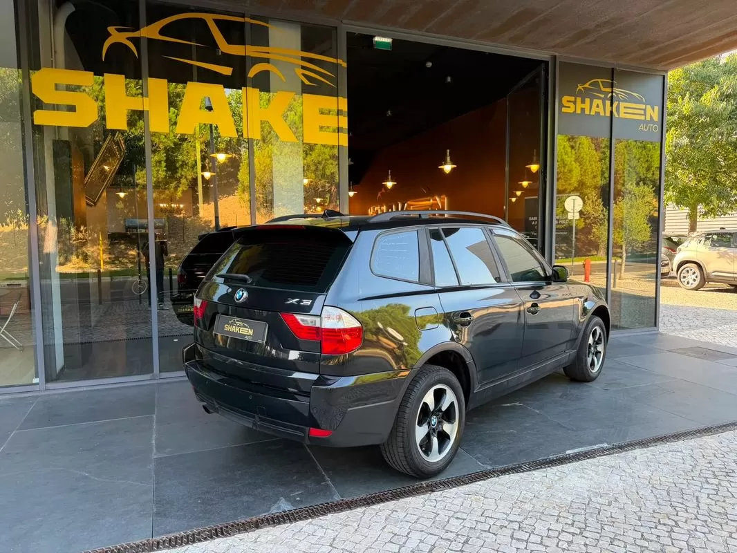 BMW X3 2.0 dA LifeStyle - foto 4