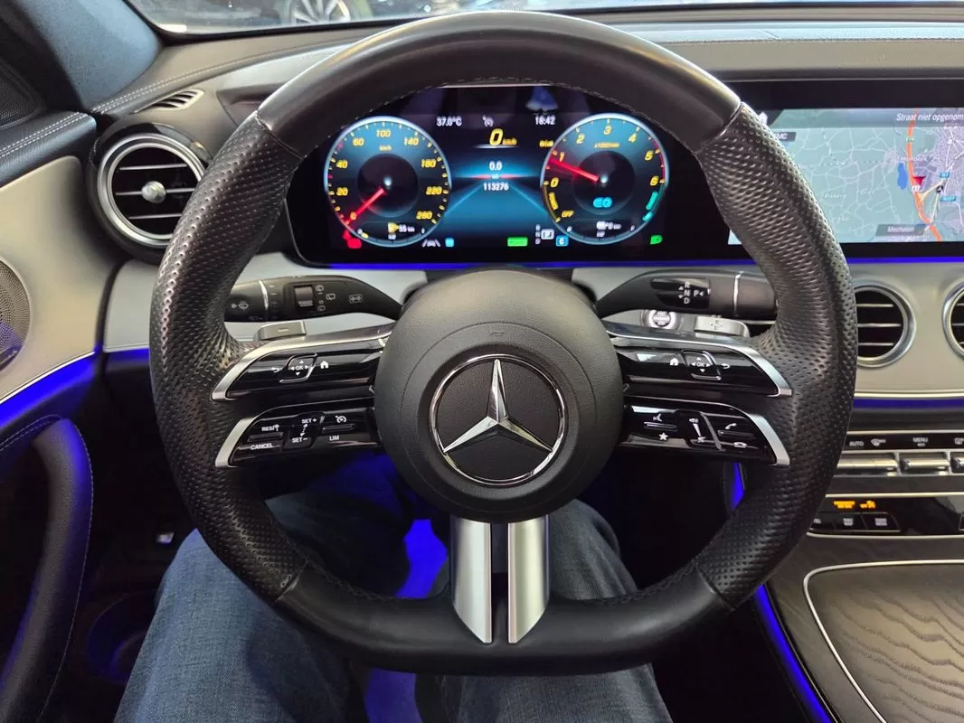 Mercedes-Benz E 300  De 9g  Tronic Amg Line - foto 6