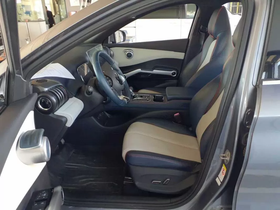 BYD Atto 3  Design - foto 8