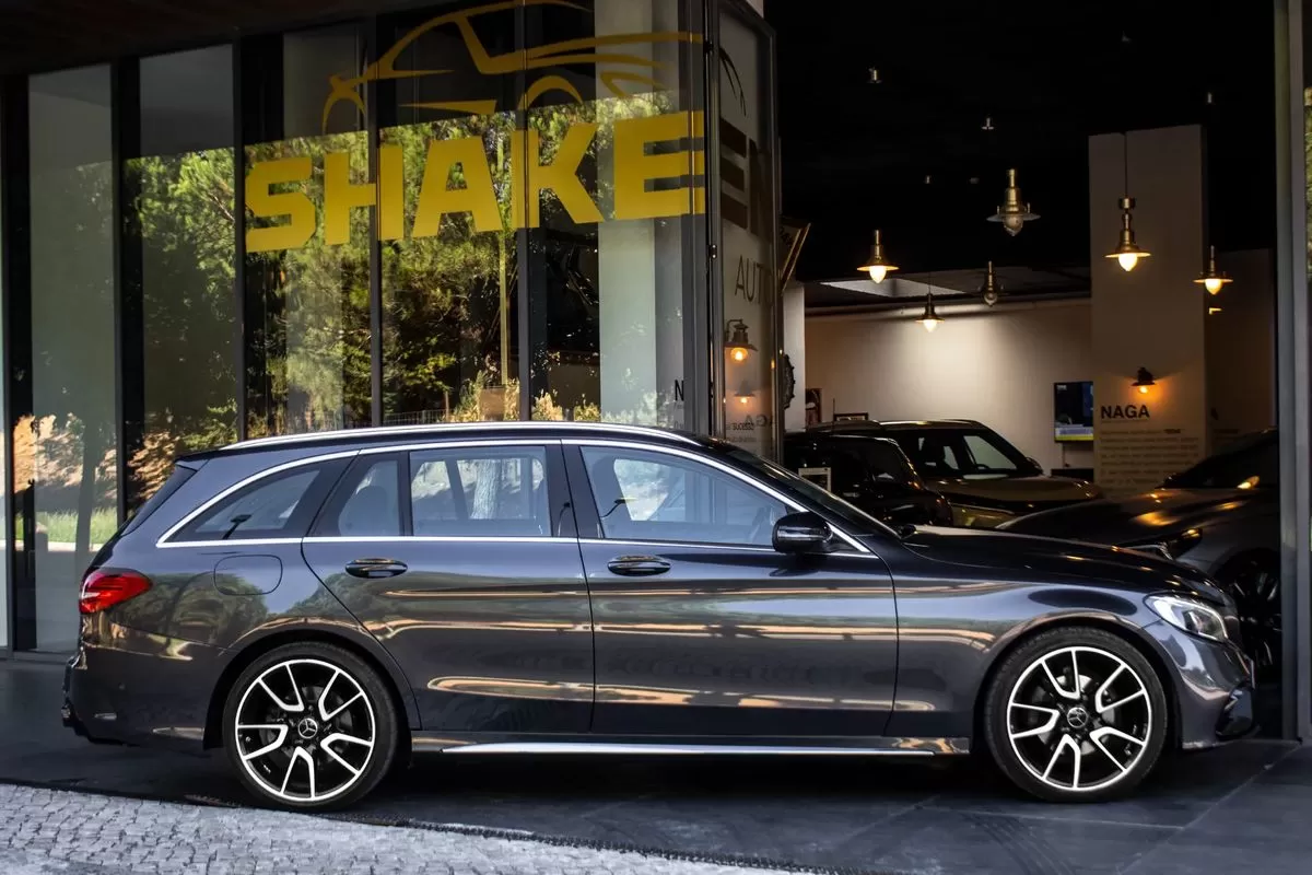 Mercedes-Benz C 220   Bluetec D T 7g  Tronic Avantgarde - foto 4