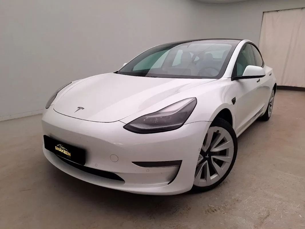 Tesla Model 3  Langstreckenbatt Awd Dual Motor