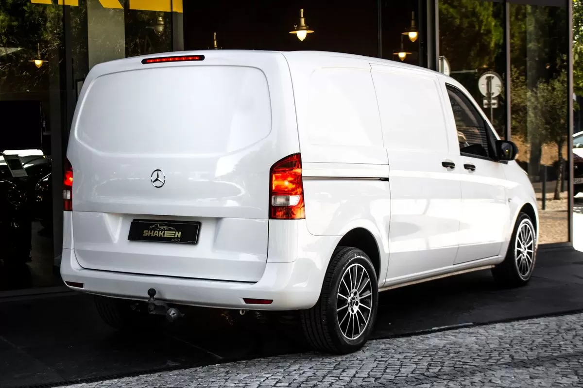 Mercedes-Benz  Vito 111 CDI - foto 4
