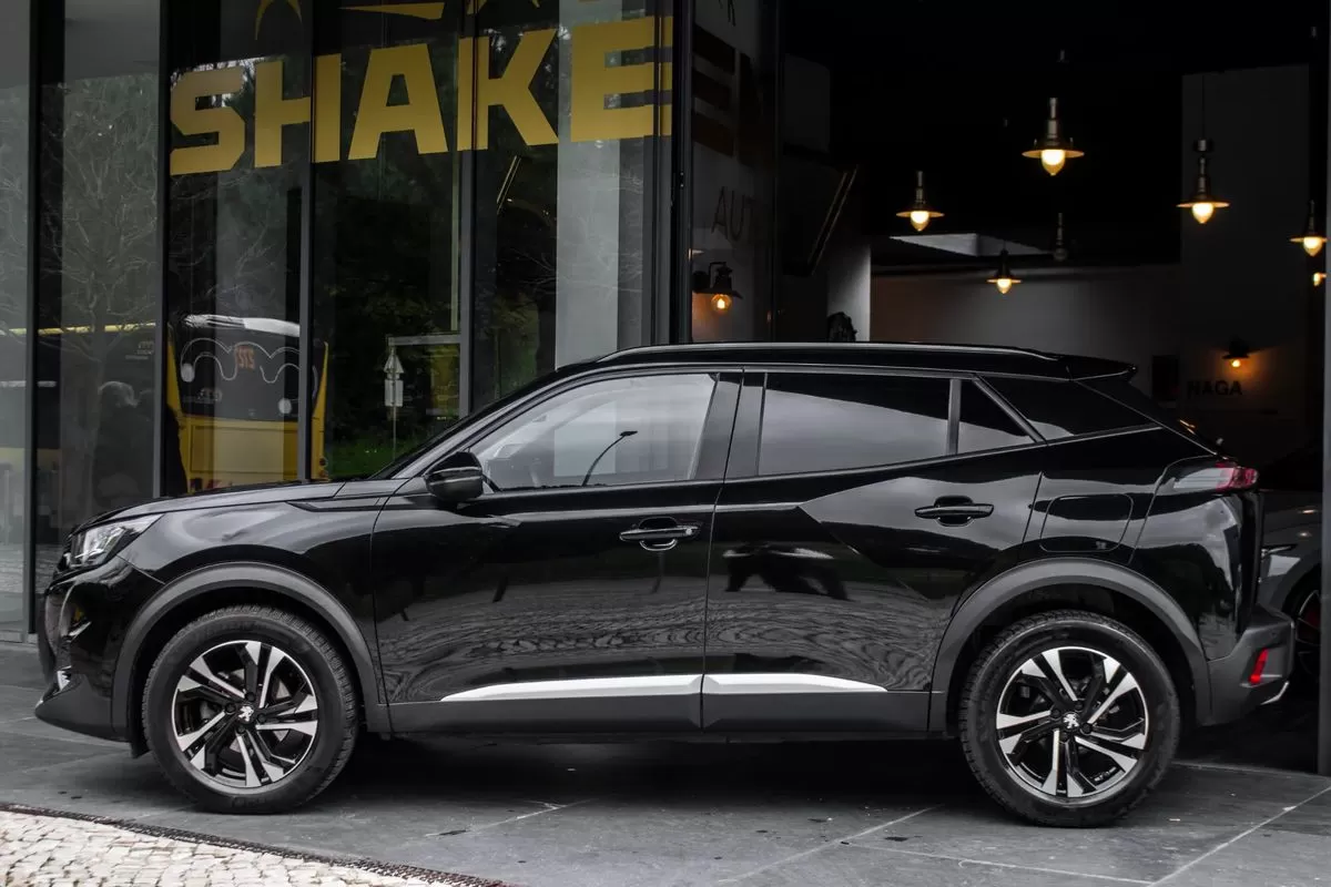 Peugeot 2008 1.2 PureTech Allure EAT8 - foto 4