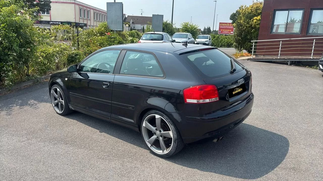 Audi A3  2 0 Tdi S  Line Dsg - foto 4