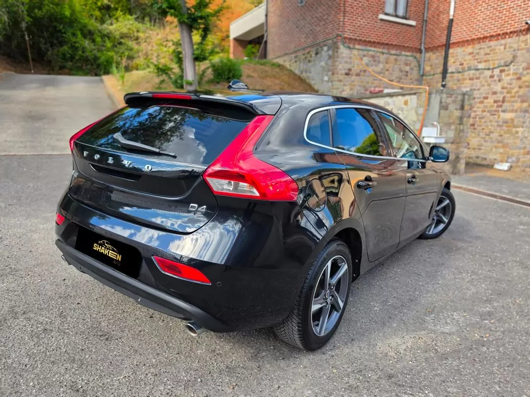 Volvo V40  D4 Summum - foto 6