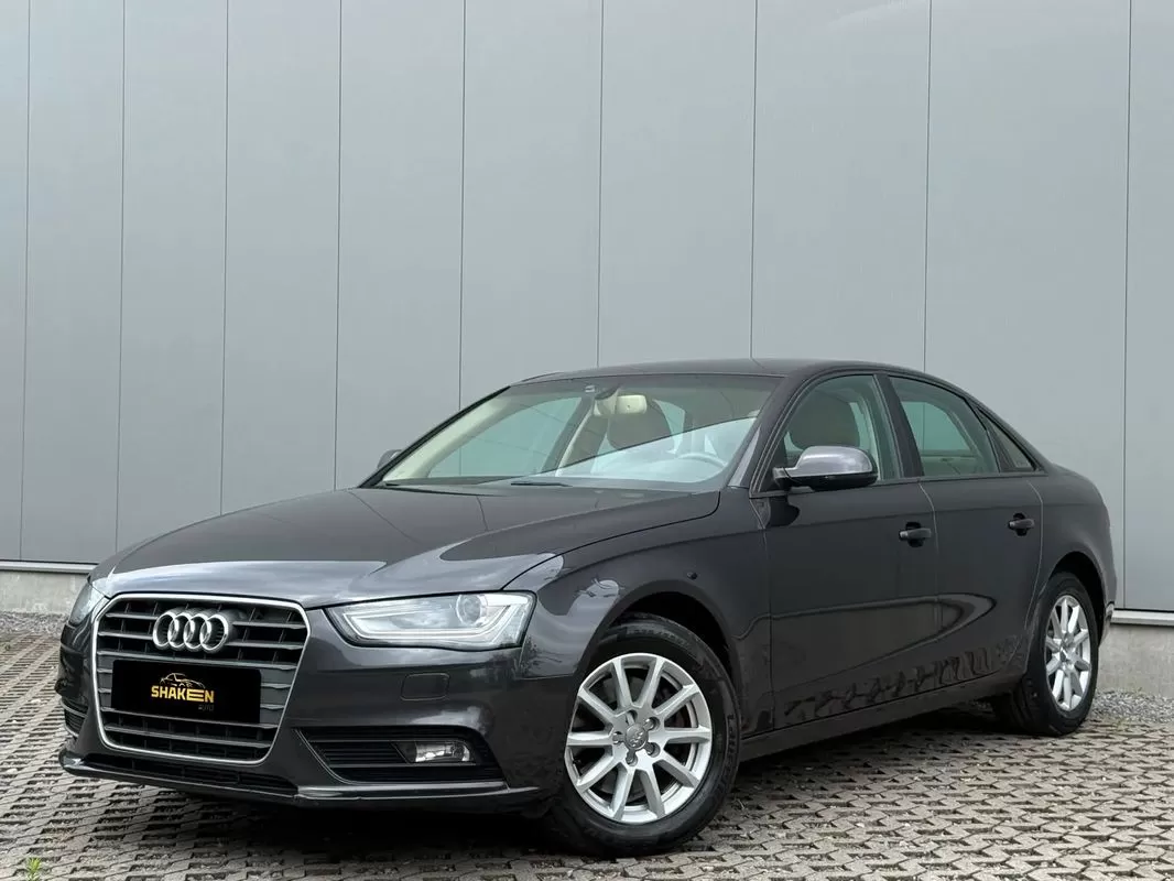 Audi A4   2 0 Tdi S Tronic Design
