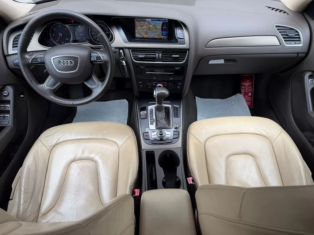 Audi A4   2 0 Tdi S Tronic Design - foto 8