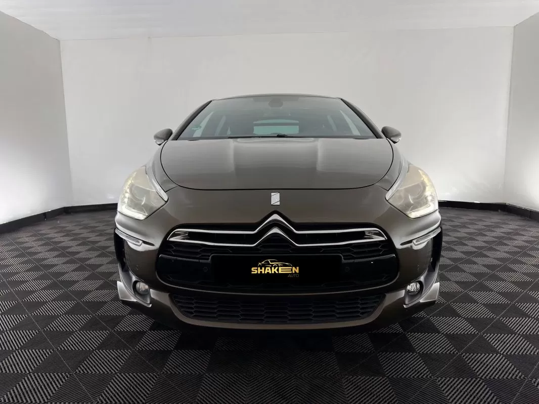Citroën DS5 2.0 HDi Hybrid4 So Chic CMP6 - foto 2