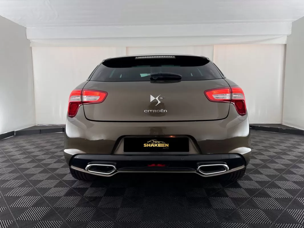 Citroën DS5 2.0 HDi Hybrid4 So Chic CMP6 - foto 4