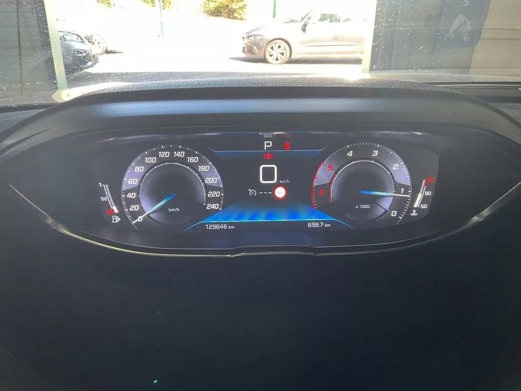 Peugeot 5008  Bluehdi 130 Eat8 Gt - foto 8
