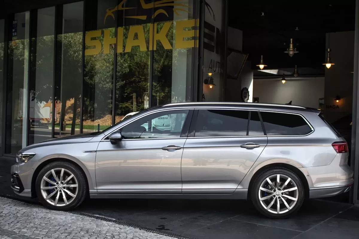 VW Passat Variant  1 4 Tsi Dsg Gte - foto 2