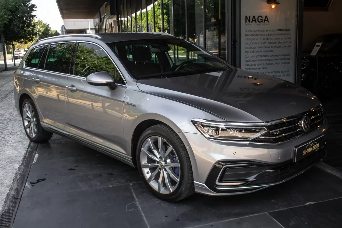 VW Passat Variant  1 4 Tsi Dsg Gte - foto 6