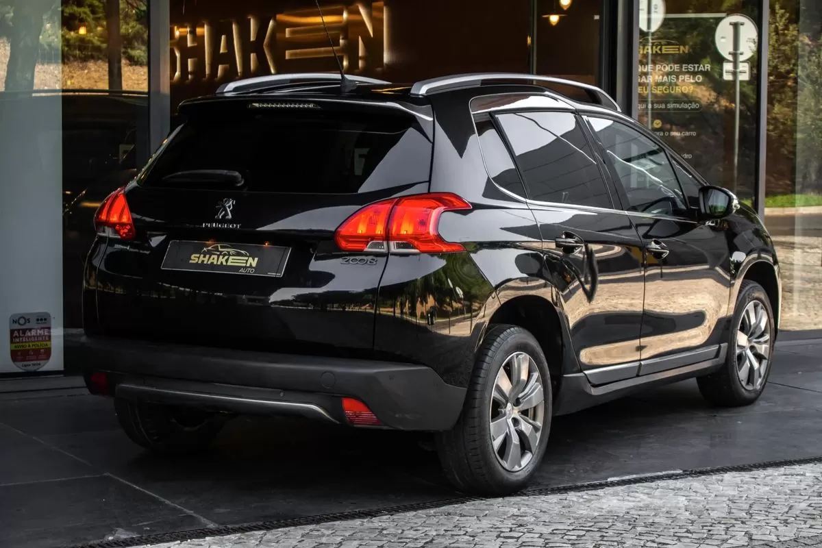 Peugeot 2008 1.2 PureTech Allure - foto 4