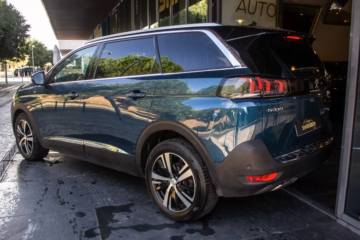 Peugeot 5008  Bluehdi 130 Eat8 Gt - foto 3