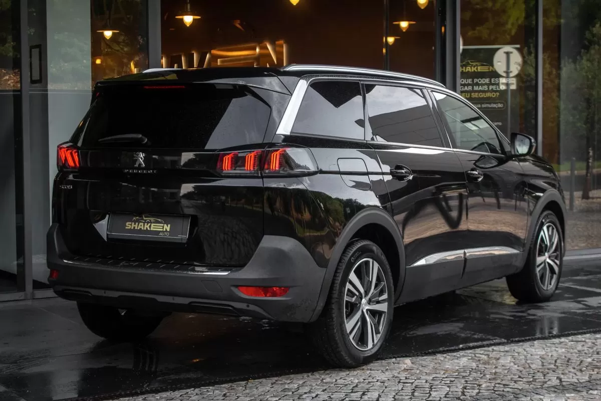 Peugeot 5008  Puretech 130 Eat8 Stop Start Allure - foto 4