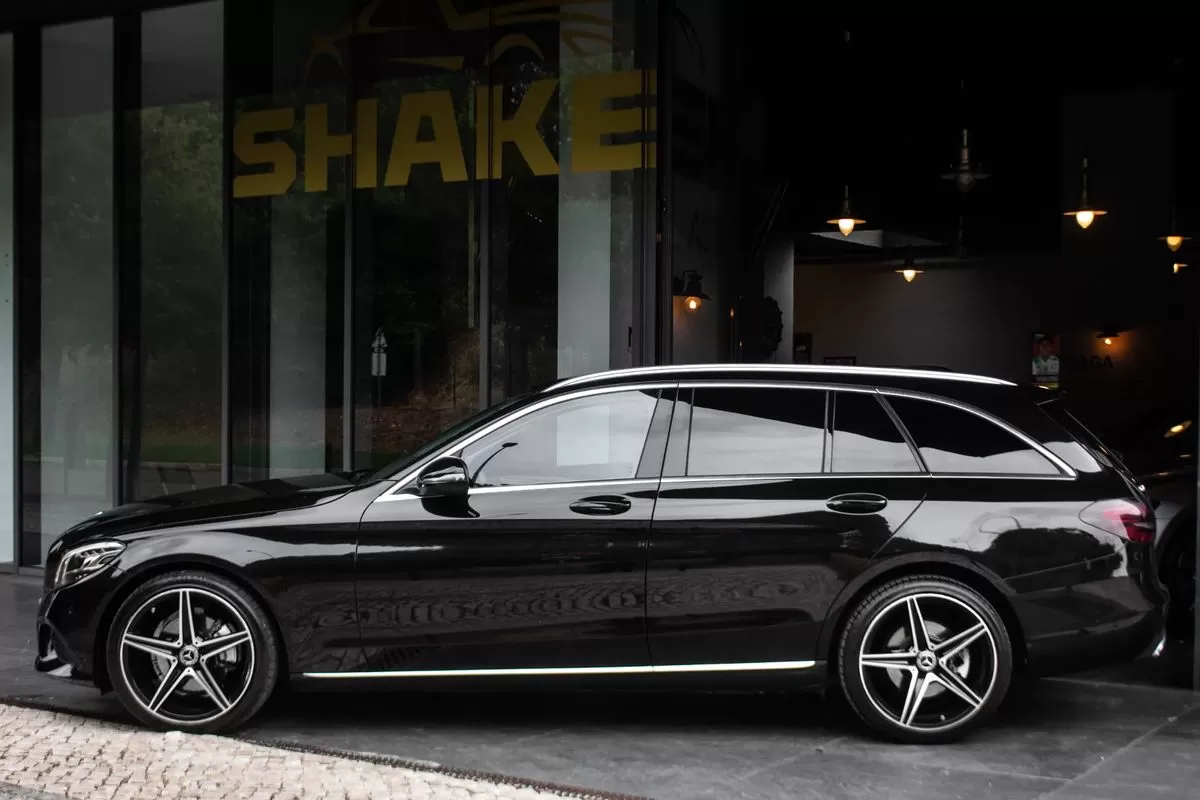 Mercedes-Benz C 200  D T 9g  Tronic Avantgarde - foto 2