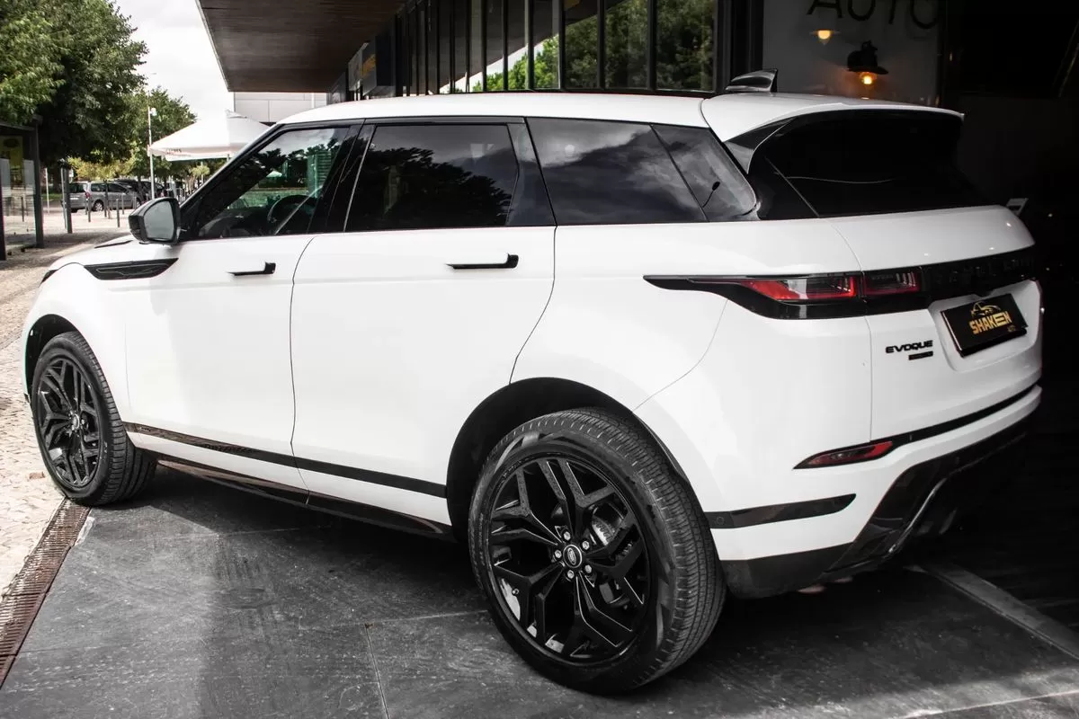 Land Rover Evoque 2.0 D150 AWD R-Dynamic S Auto - foto 3