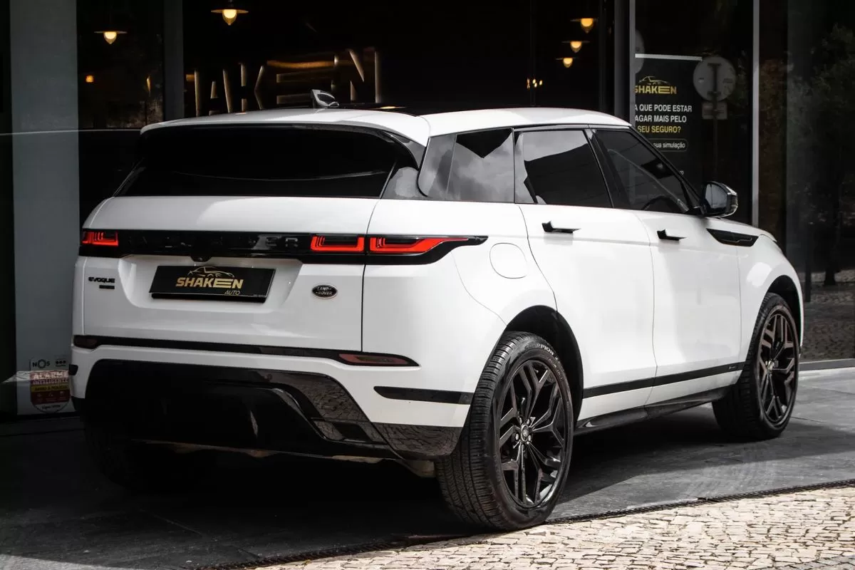 Land Rover Evoque 2.0 D150 AWD R-Dynamic S Auto - foto 4