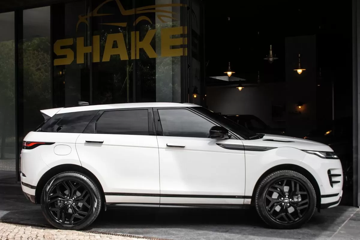 Land Rover Evoque 2.0 D150 AWD R-Dynamic S Auto - foto 5