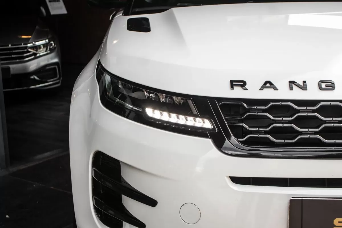 Land Rover Evoque 2.0 D150 AWD R-Dynamic S Auto - foto 8