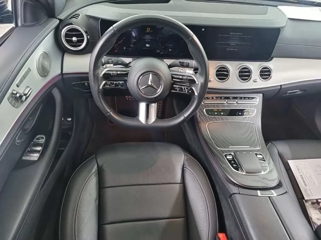 Mercedes-Benz E 300  9g  Tronic Amg Line - foto 5