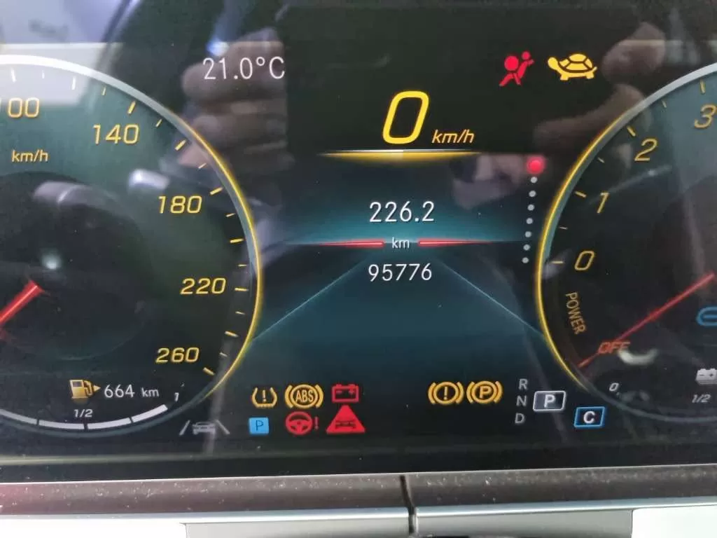 Mercedes-Benz E 300  9g  Tronic Amg Line - foto 7